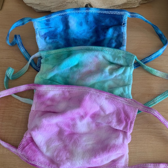 NWT blue/ pink/ green tie dye mask bundle - Picture 6 of 7